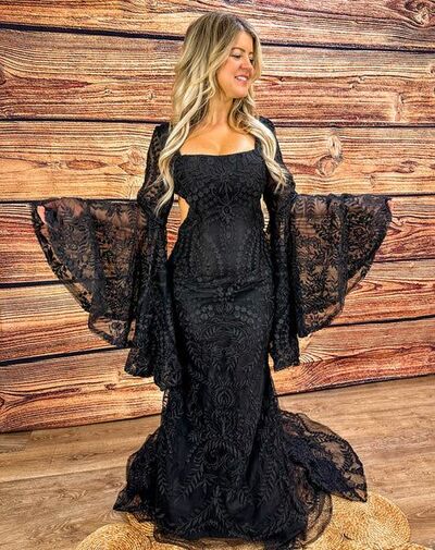 Gothic Mermaid Wedding Dress, Black Lace Bridal Dress Bridal Gown