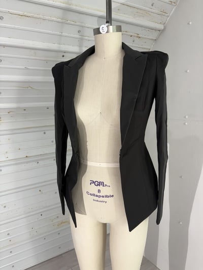 Damage: carbon-14 blazer c