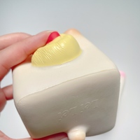 Lei Lei Cat Chigiri Squishy - Thumbnail 3