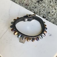 1-row rainbow short british stud black wristband - Thumbnail 3