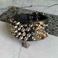 Chaotic Rainbow Short British Stud Cuff - Thumbnail 6