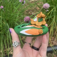 Brighid the Sleepy Celtic Shamrock Witch - Thumbnail 2