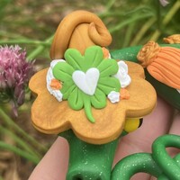 Brighid the Sleepy Celtic Shamrock Witch - Thumbnail 5