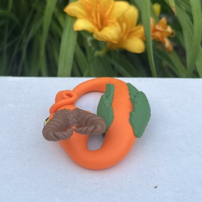 Citra the sleepy pumpkin dragon