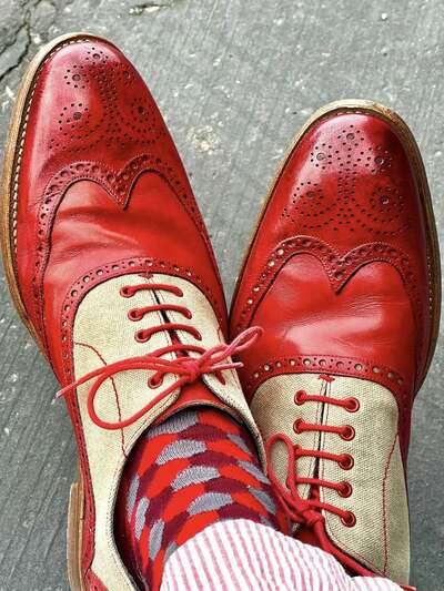Men’s Shiny Red Dress Shoes Patent Leather Oxfords for Wedding or Business