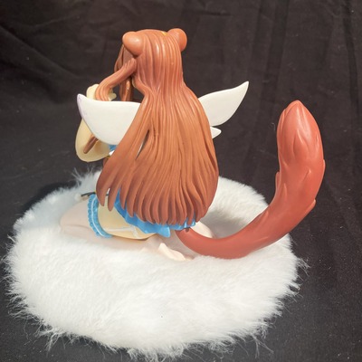 New years version otaku box exclusive light blue raphtalia figure