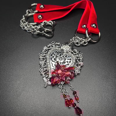 [3 colors] sacred heart necklace