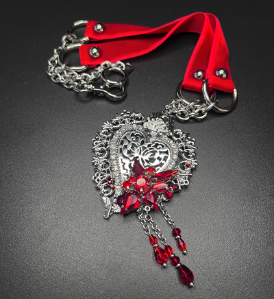 [3 COLORS] SACRED HEART necklace