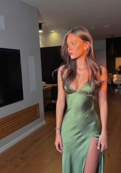 Floor Length Spaghetti Straps Green Backless Evening Dresses With Split