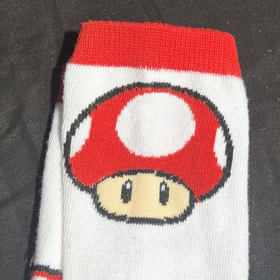 Bioworld mario's mushroom people half calf socks