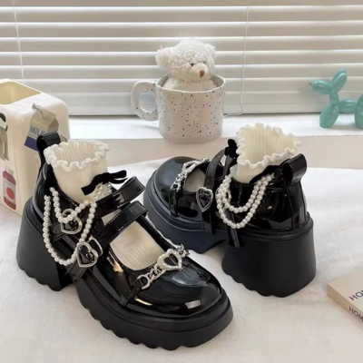 Kawaii Sweet Heart Buckle Patent Leather Shoes