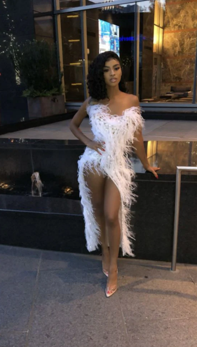 Chic White Sexy Feather Tea-length Evening Dresses