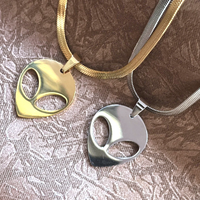 Free Shipping-ALIEN NECKLACE - Thumbnail 1