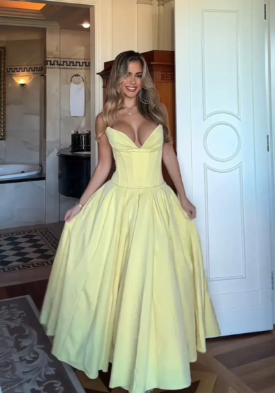 Elegant Yellow Satin A Line Prom Dresses 
