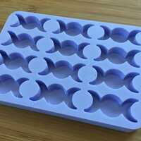 Triple Moon Silicone Mold - Thumbnail 4