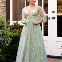 Green Sweetheart Embroidered Elegant Formal Gown - Thumbnail 1