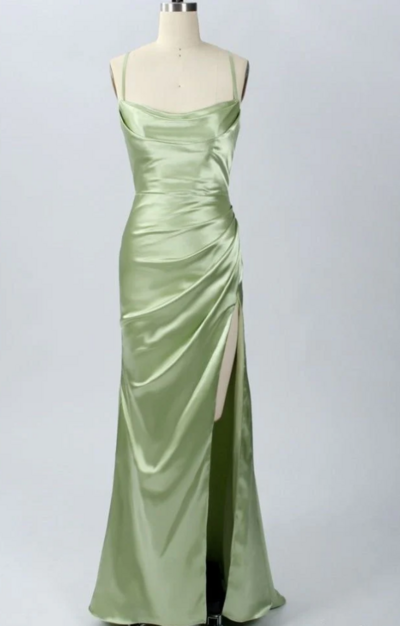 A Line Green Scoop Neck Lace-Up Back Prom Dress with Slit