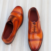 Crafted Leather Classic Tan Patina Leather Lace up Dress Shoes - Thumbnail 2