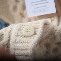 Retro handcrafted three-dimensional crocheted embroidery sweater - Thumbnail 3