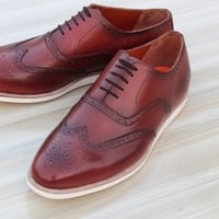 Crafted Leather Handmade Brown Leather Wingtip Oxford Dress Shoes - Thumbnail 2