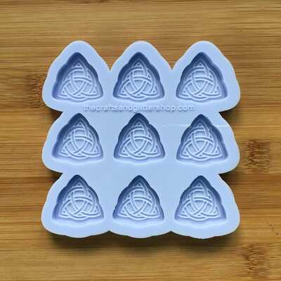 Trinity knot silicone mold