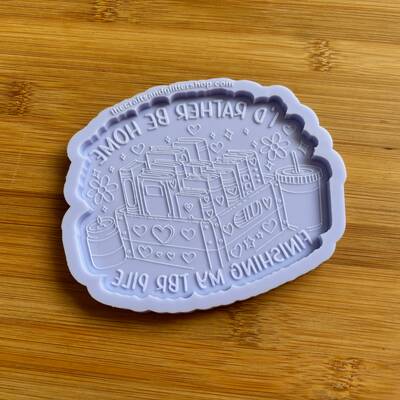 Reading tbr pile silicone mold