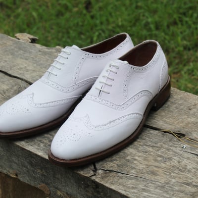 Crafted leather classic white leather lace up oxford dress shoes - Thumbnail 2