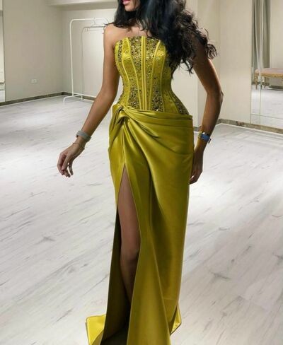 Green Sheath Prom Dresses Strapless Beading Crystals Evening Gowns Formal Party Gowns