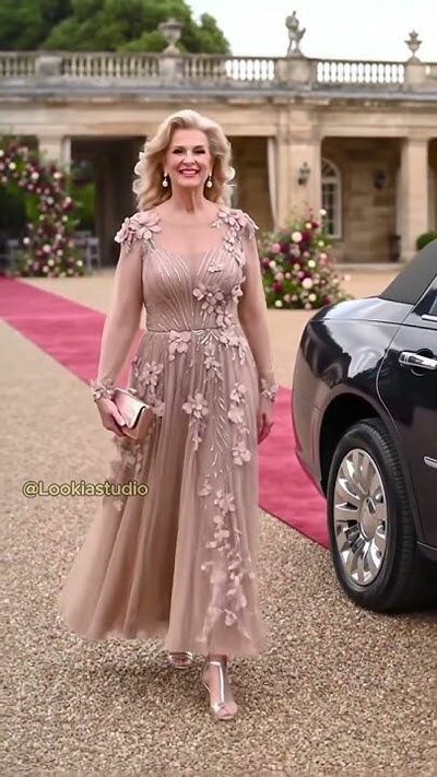 Elegant A Line Lace Appliques Mother Of The Bride/ Groom Dresses Formal Evening Dress