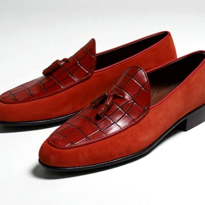 Crafted leather red suede crocodile leather tassel loafers men dress shoes