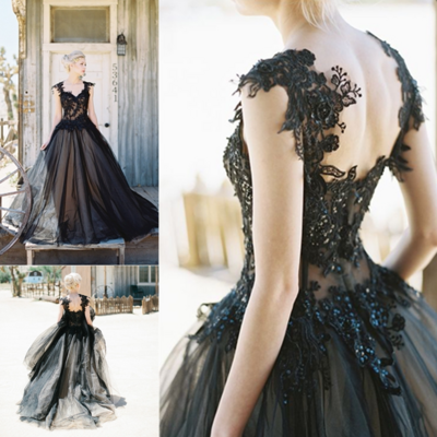 Elegant black tulle prom dress with lace applique - Thumbnail 1