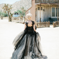 Elegant Black Tulle Prom Dress With Lace Applique - Thumbnail 1