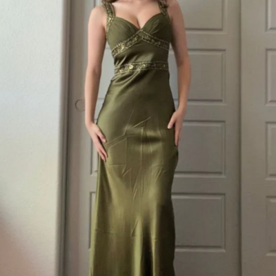Elegant sheath v neck olive green beading prom dresses