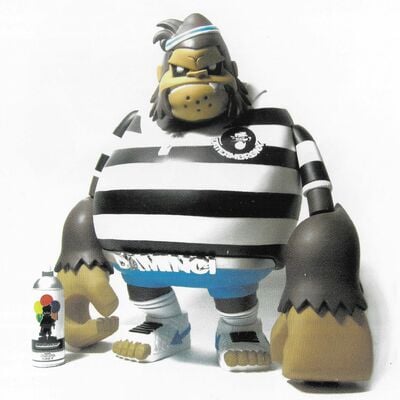 Arttoy by tim tsui "da minci ver.blue & black 2007-08"