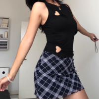 Heart hollow chic sleeveless T-shirt - Thumbnail 1