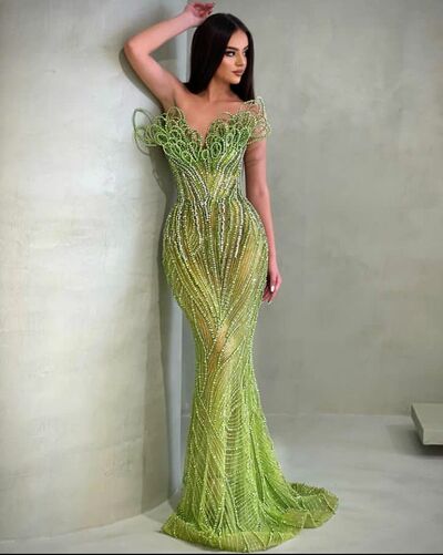 Luxury Green Sheath Beading Crystals Prom Dresses Evening Gowns Formal Party Gowns