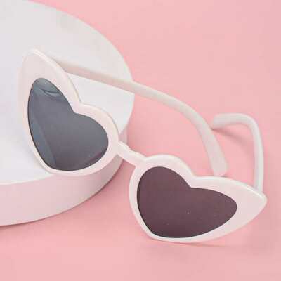 Retro heart shaped sunglasses