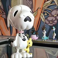 ArTToy by Cote Escriva & Mot Museum "Melted Friends"  - Thumbnail 6