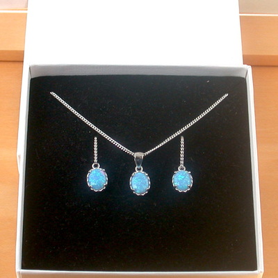 Boxed gift set/sterling silver blue opal pendant & chain/blue opal necklace/opal necklace/opal jewellery/opal jewelry/opal earrings/uk