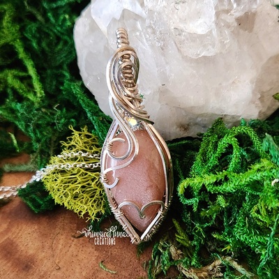 Sterling Silver Pendant w/Strawberry Quartz