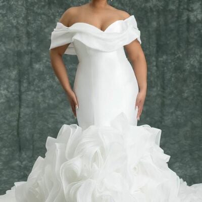 Elegant wedding dress, mermaid off the shoulder tiered african girls bridal dress bridal gown