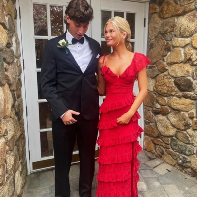 Sexy red lace long prom dress with slit - Thumbnail 1