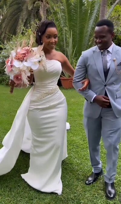 Elegant Wedding Dress, Mermaid Strapless Pearls African Girls Bridal Dress Bridal Gown