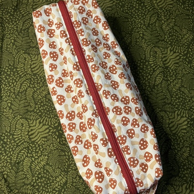 Mushroom notions bag