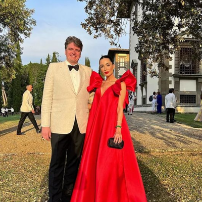 Vintage red long v neck stain formal prom dress - Thumbnail 1