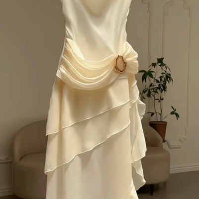 Vintage spaghetti strap ivory chiffon evening dress