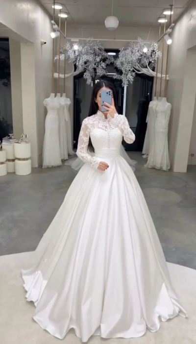 A Line Satin Lace Wedding Dress Bridal Gowns With Long Sleeves