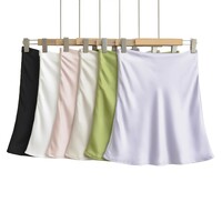 Satin-feel skirt - Thumbnail 4