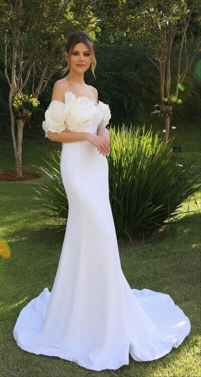 Sexy Wedding Dress, Mermaid Off the Shoulder 3D Handmade Flowers Bridal Dress Bridal Gown