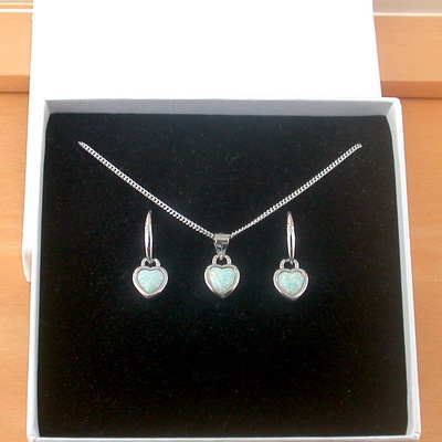 Boxed gift set/sterling silver white opal heart pendant & chain/opal necklace/opal jewellery/opal jewelry/opal heart pendant/october birthstone/uk